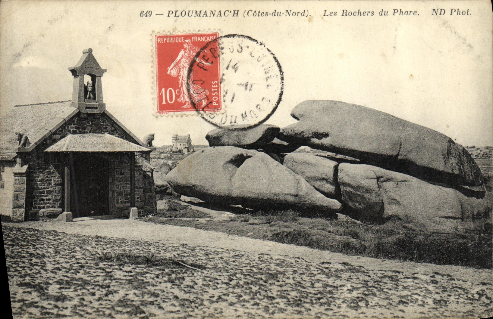CPA Ploumanach Les Rochers du Phare