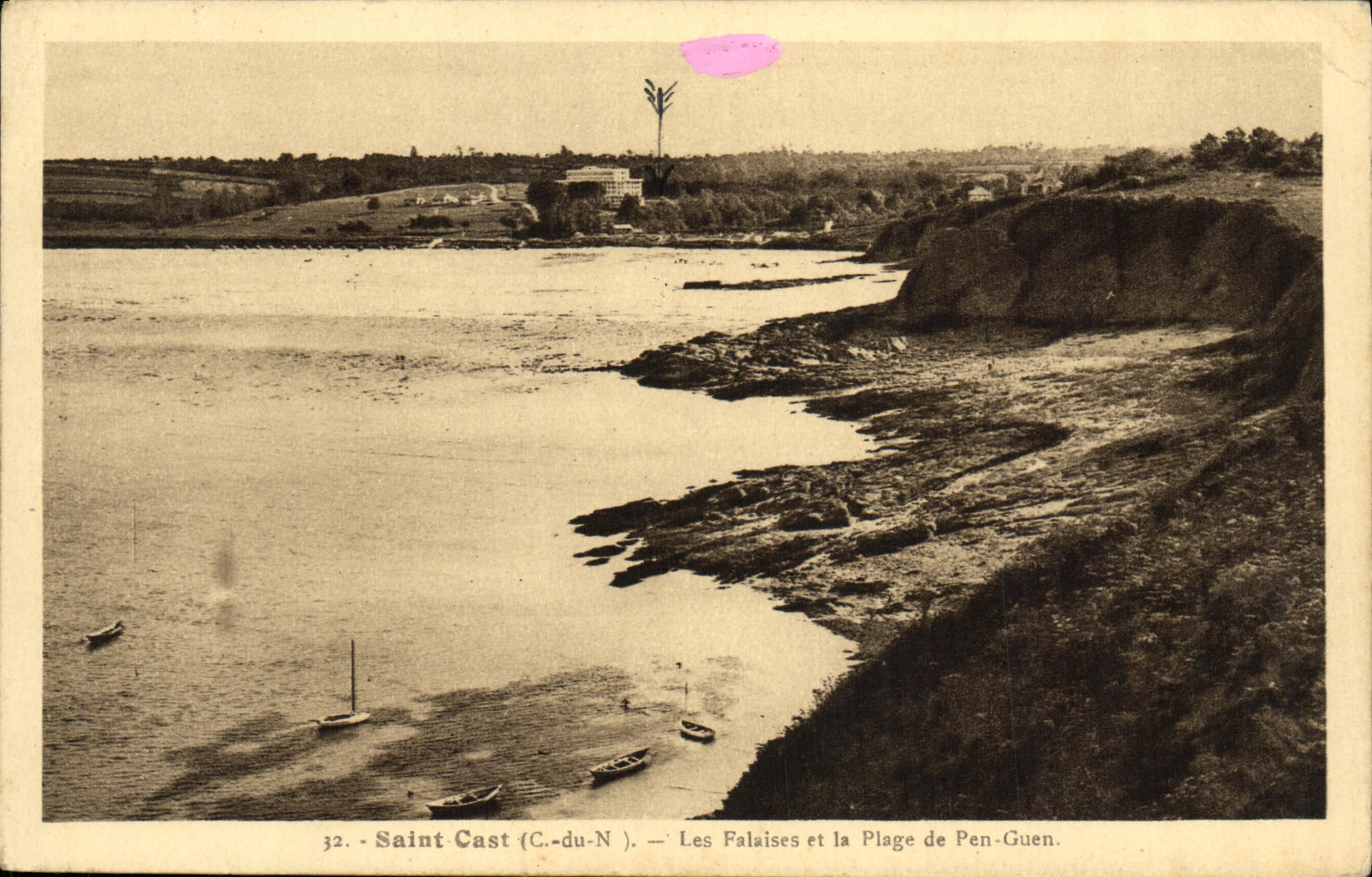 CPA Saint Cast Les Falaises et la Plage de Pen Guen