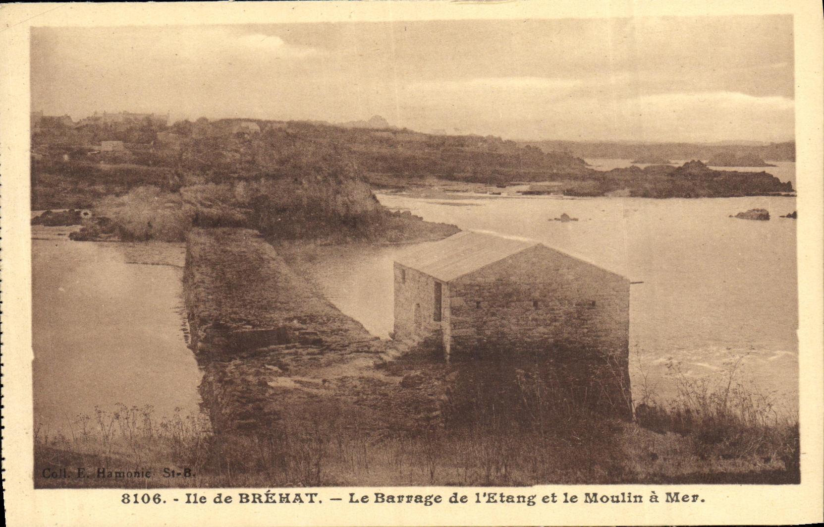 CPA Ile de Brehat Le Barrage de l Etang et le Moulin a Mer