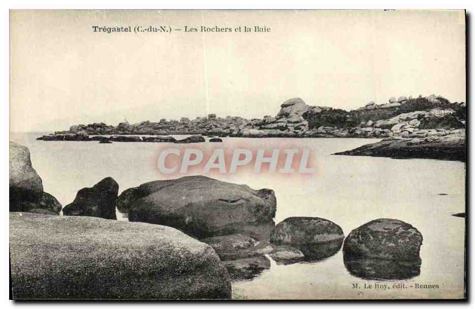 CPA Tregastel Les Rochers et la Baie