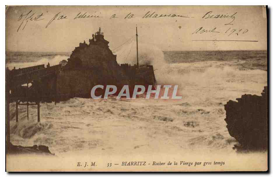 CPA Biarritz Rocher de la Vierge par gros temps