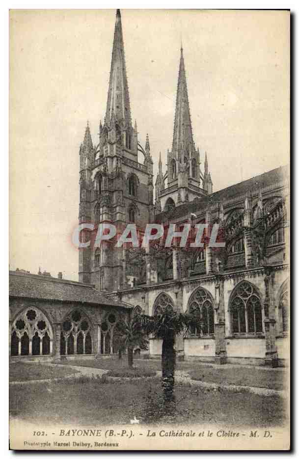 CPA Bayonne La Cathedrale et le Cloitre