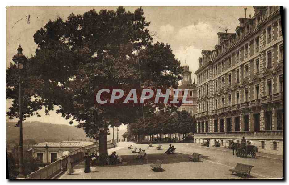 Platz der Republik — Saint-Clair — Das Hotel de France, Pau