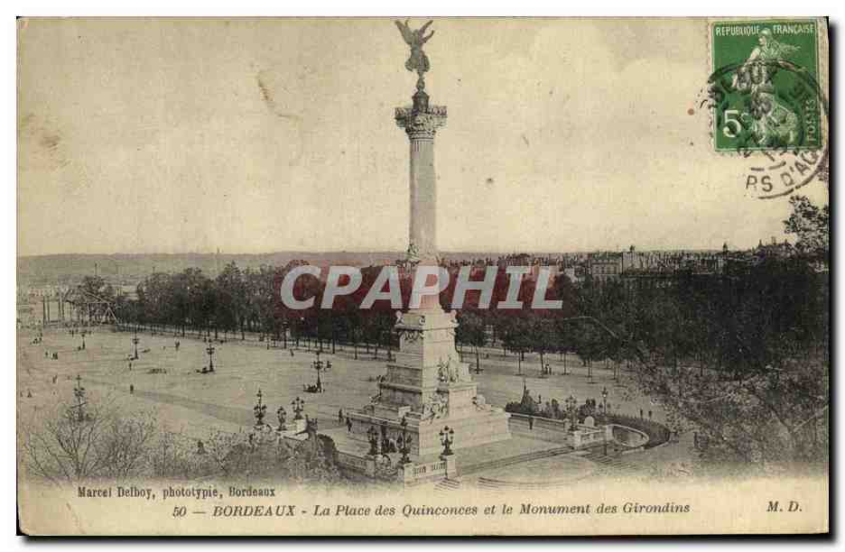 CPA Bordeaux La Place des Quinconces et le Monument des Girondins