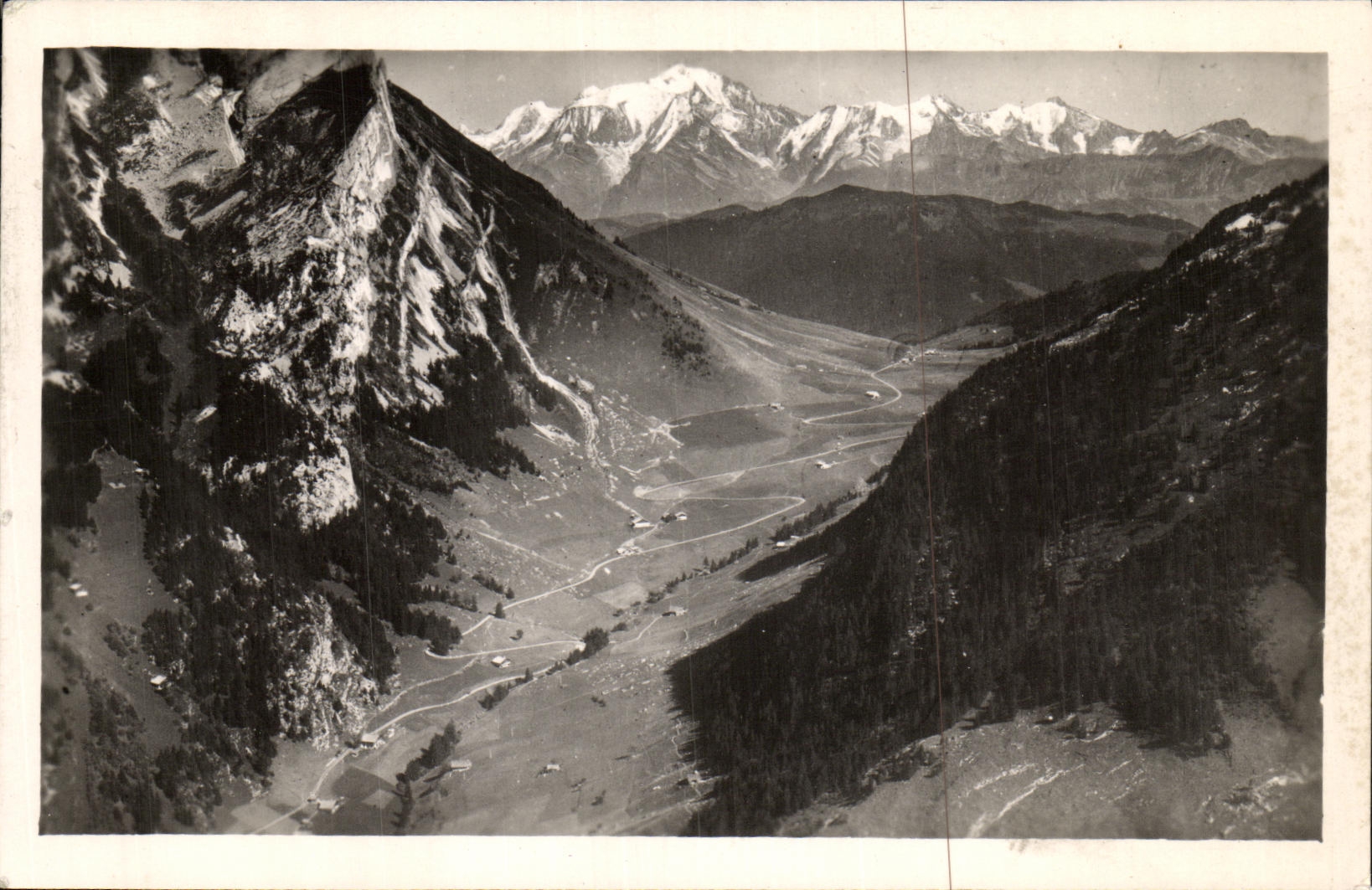 CPA Chamonix Mont Blanc Col Des Aravis et vue sur le Mont Blanc