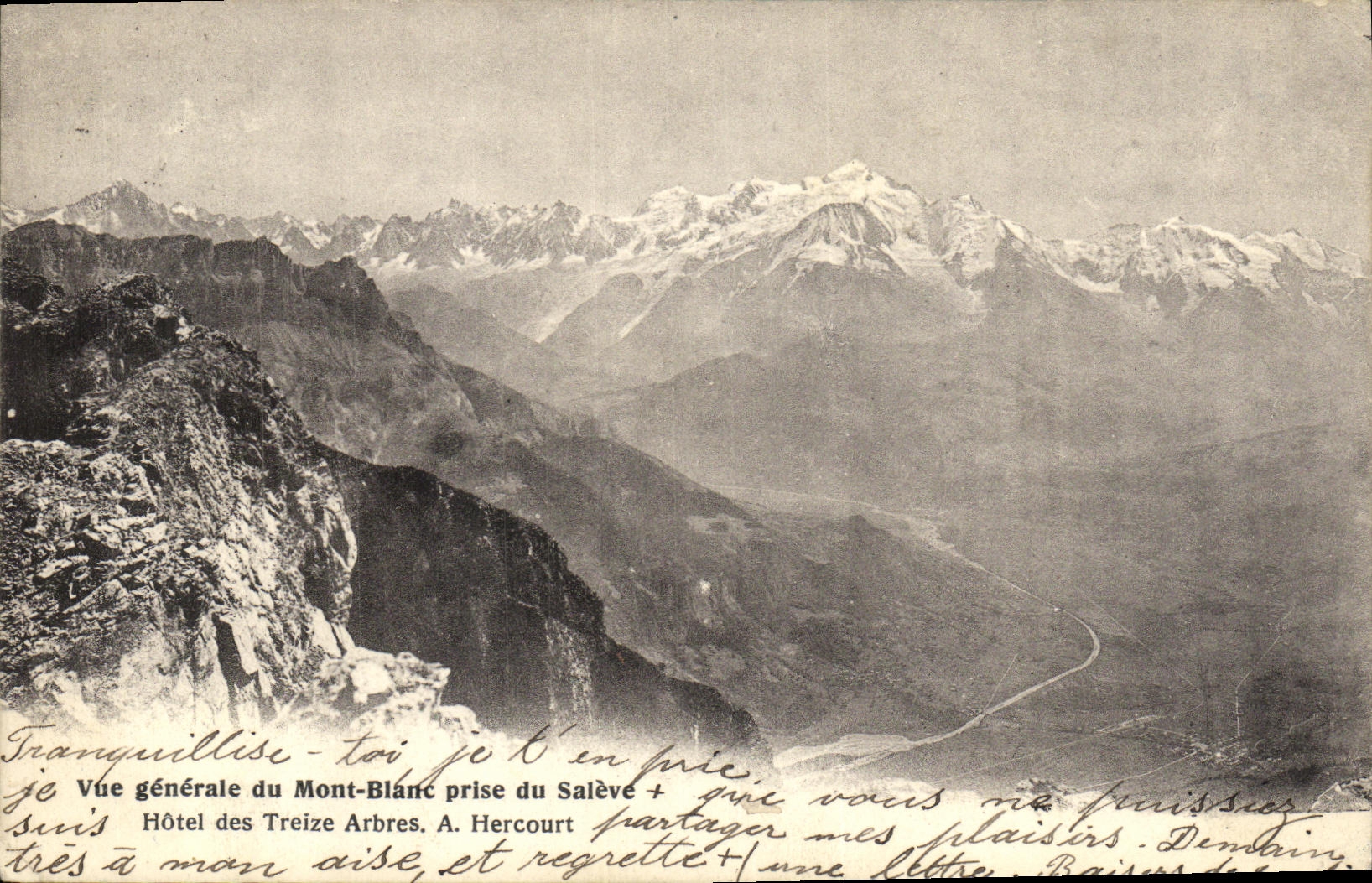 CPA Chamonix Vue Generale du Mont Blanc Prise du Saleve Hotel des treize arbres