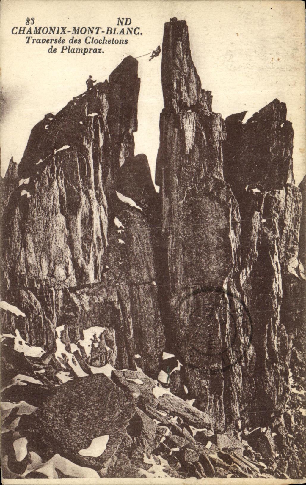 CPA Chamonix Mont Blanc Traversee des Clochetons de Plampraz