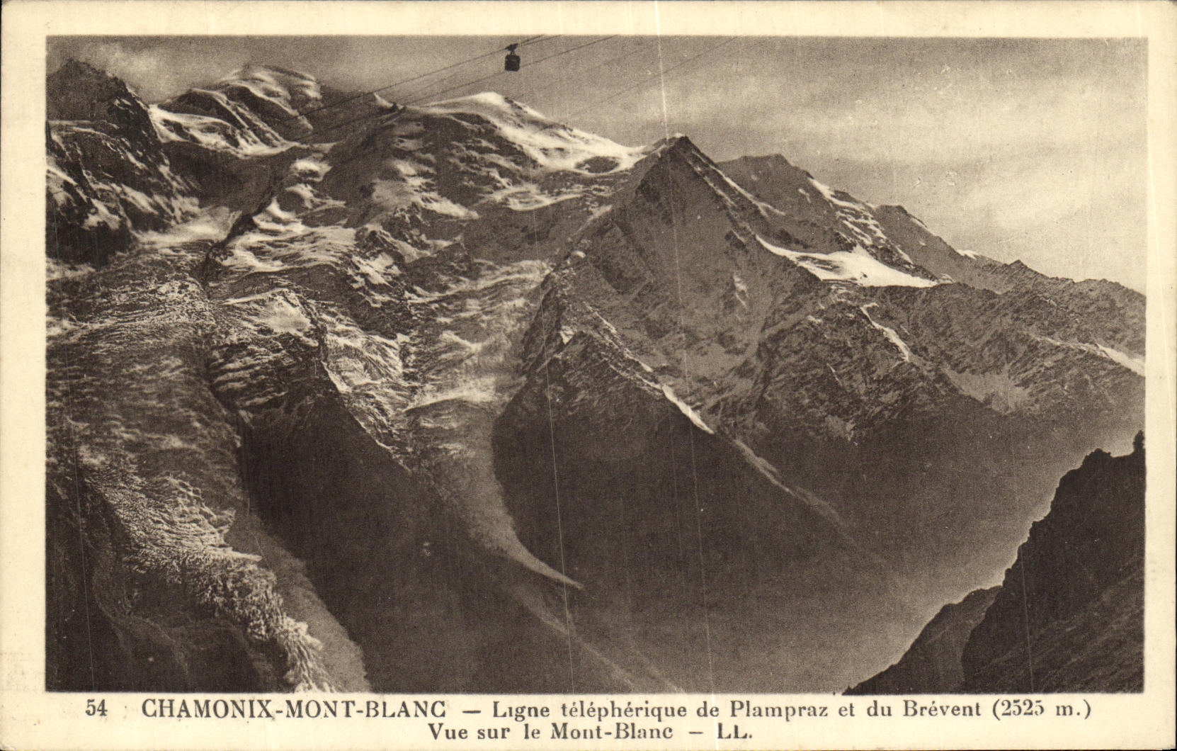 CPA Chamonix Mont Blanc Ligne telepherique de Plampraz et du Brevent Vue sur le Mont Blanc