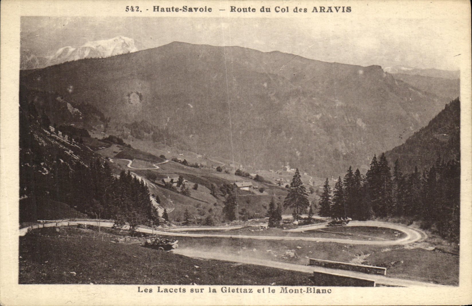 CPA Les Lacets sur la Giottaz et le Mont Blanc