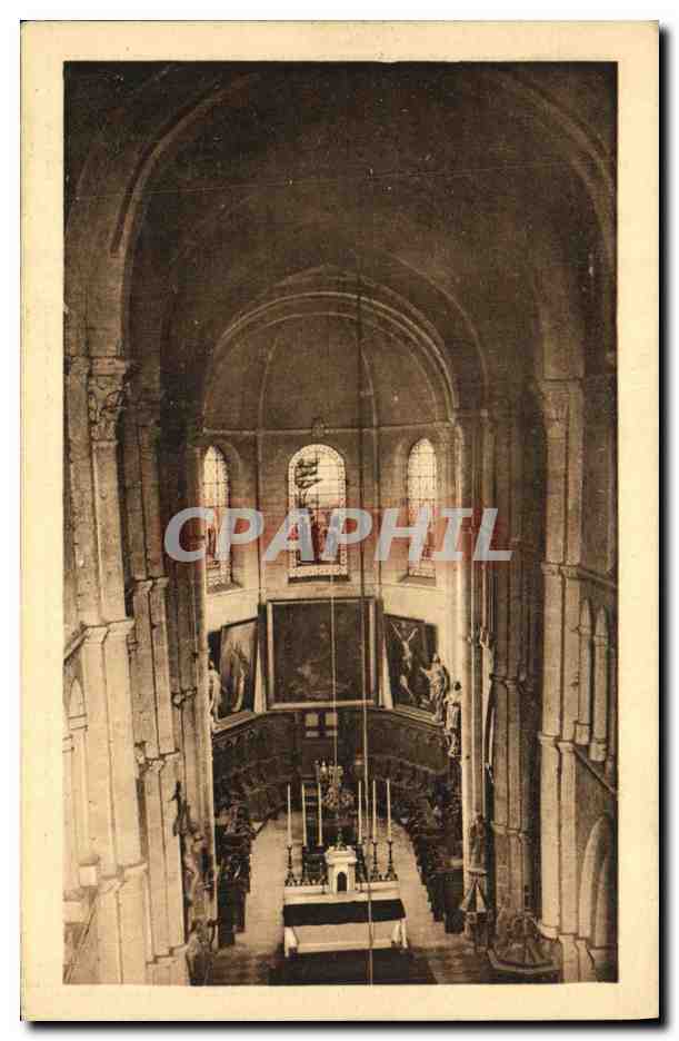Saulieu - Basilique Saint-Andoche (XIIe siècle) — Grand Nef et Chœur vus de la tribune de l'orgue — Voûte en berceau brisé