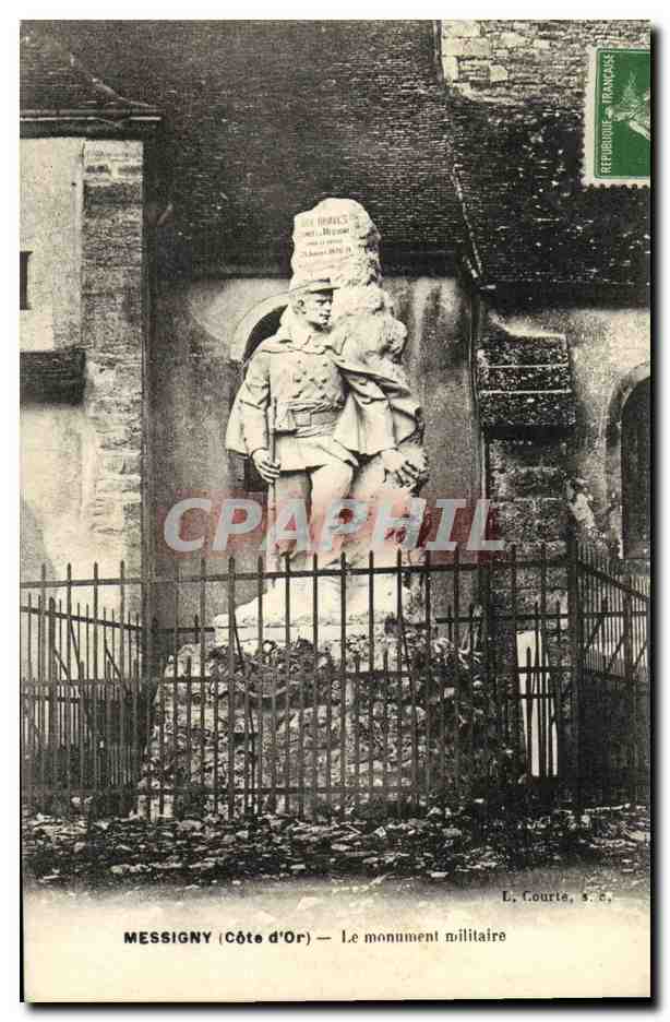 CPA Messigny Le monument militaire Militaria