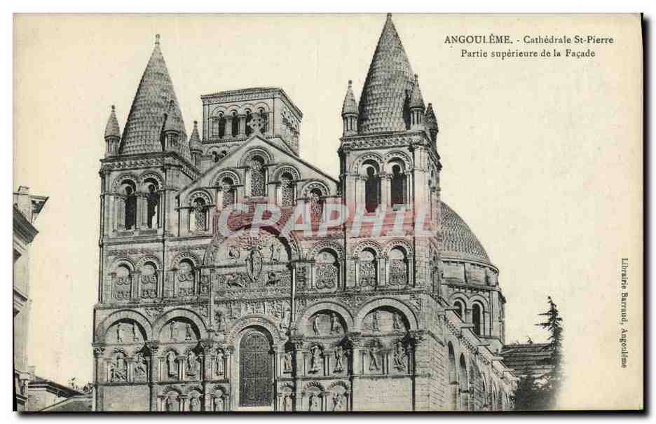 Angoulême - Cathédrale Saint-Pierre - Partie supérieure de la façade