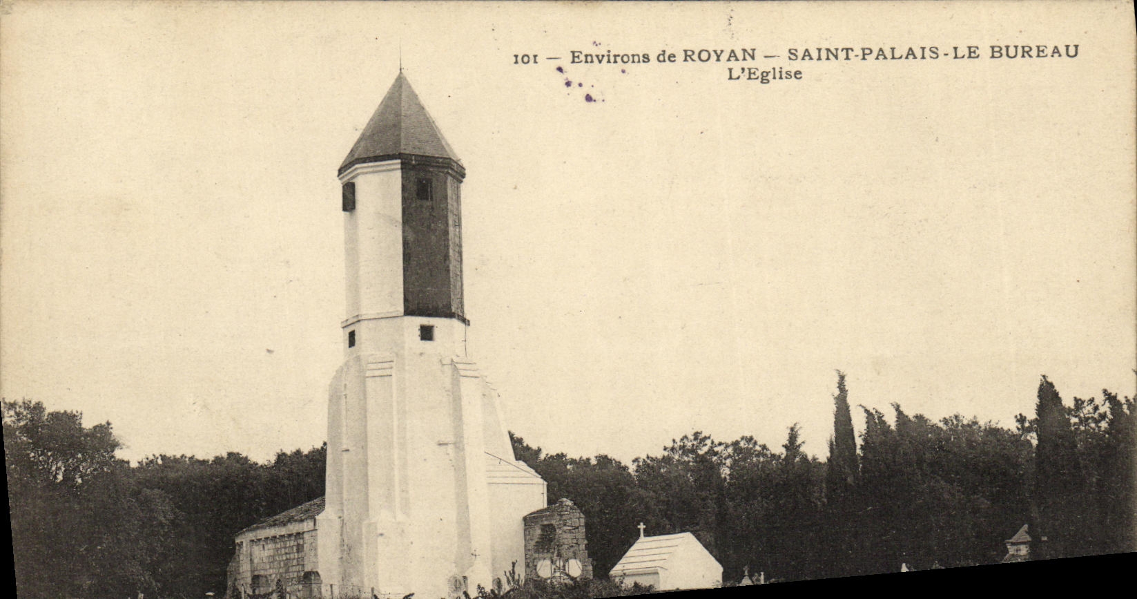 CPA Environs de Royan Saint Pallais Le Bureau L Eglise