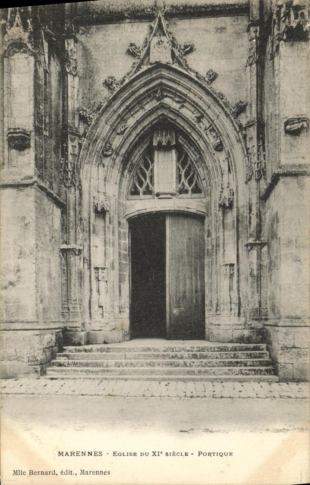 CPA Marennes Eglise Du 11eme Portique
