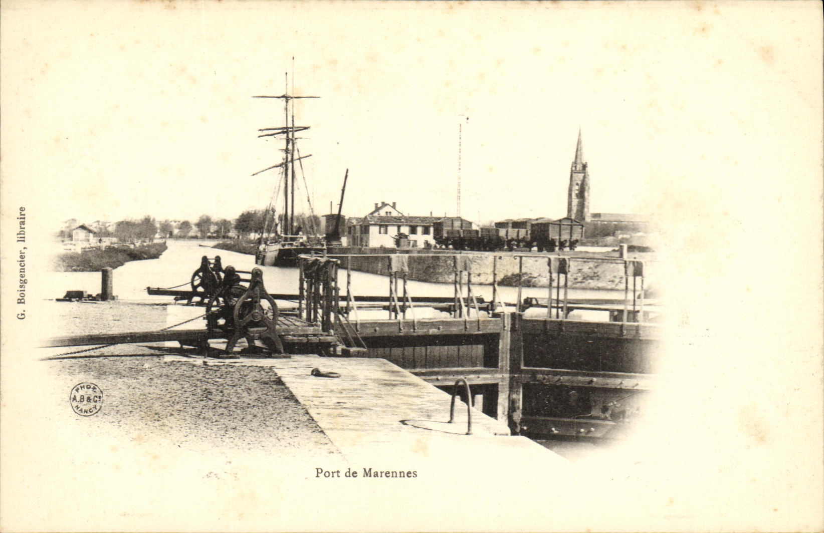 CPA Marennes Port Bateau Voilier