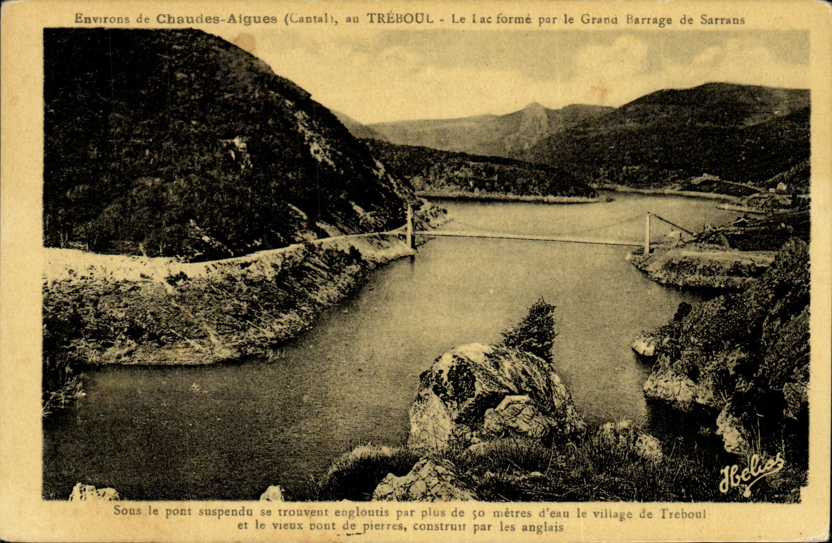 CPA Environs de Chaudes Aigues au Treboul Le Lac forme par le Grand Barrage de Sarrans