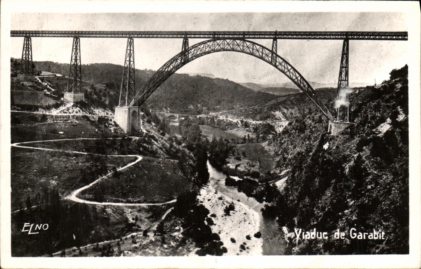 CPA Viaduc de Garabit pres de St Flour 