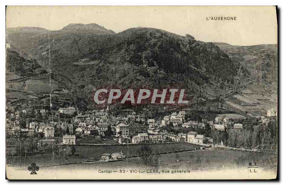 CPA Cantal Vic sur Cere Vue Generale