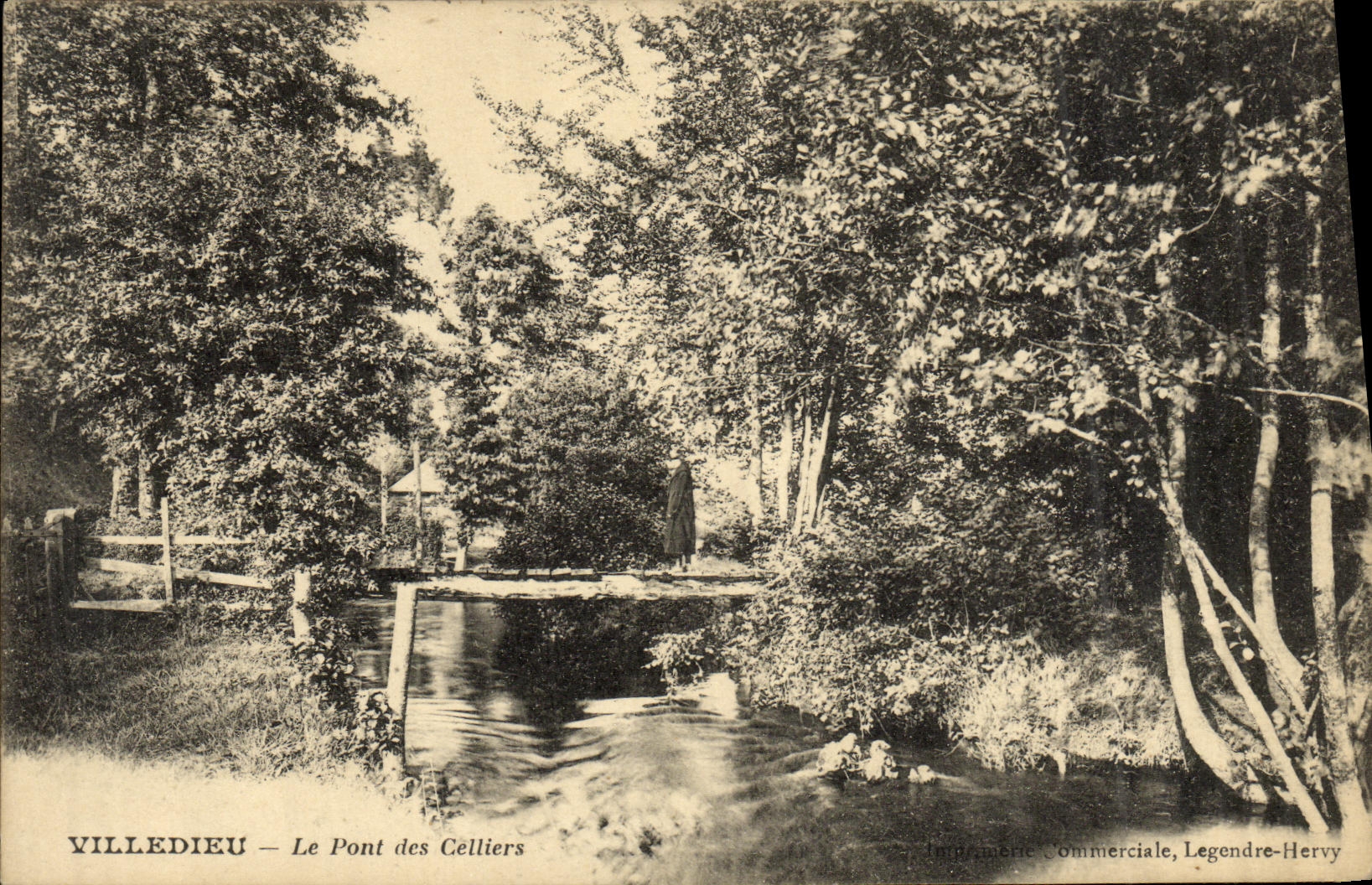 VILLEDIEU — Le Pont des Célliers — Imprimerie Commerciale, Legendre-Hervy