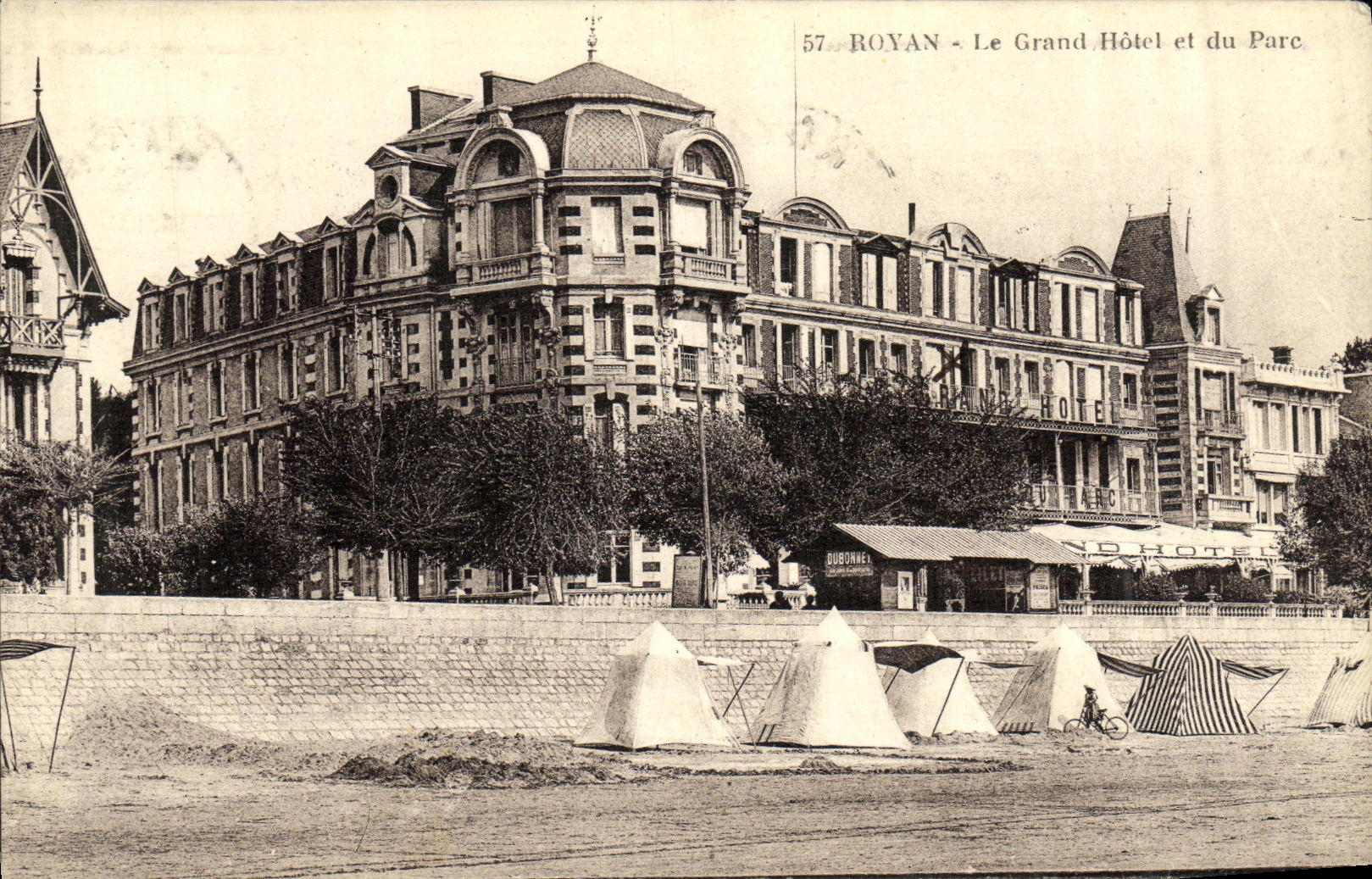 CPA Royan Le Grand Hotel et du Parc