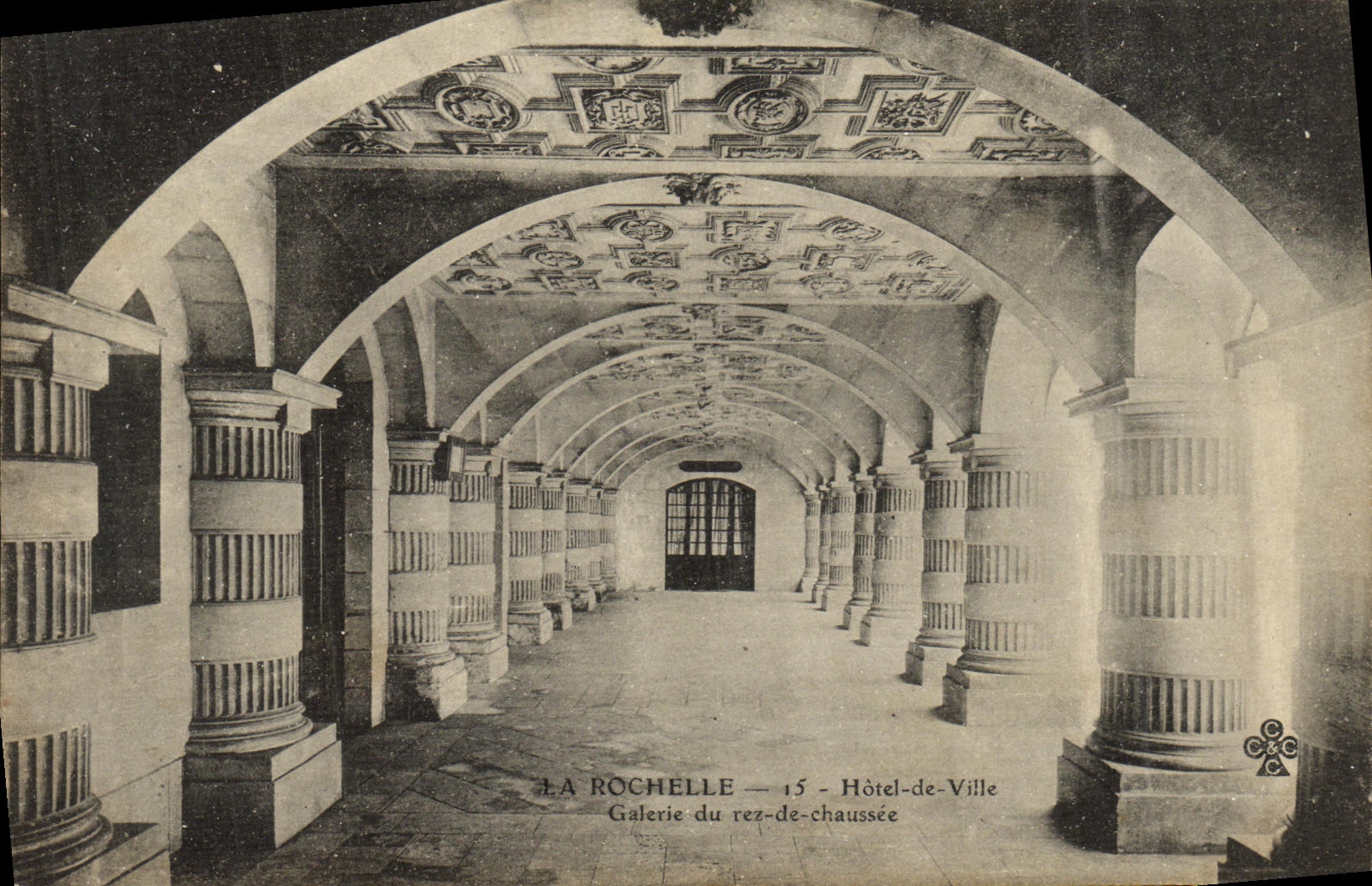 La Rochelle — Hôtel-de-Ville — Galerie du rez-de-chaussée — C&C