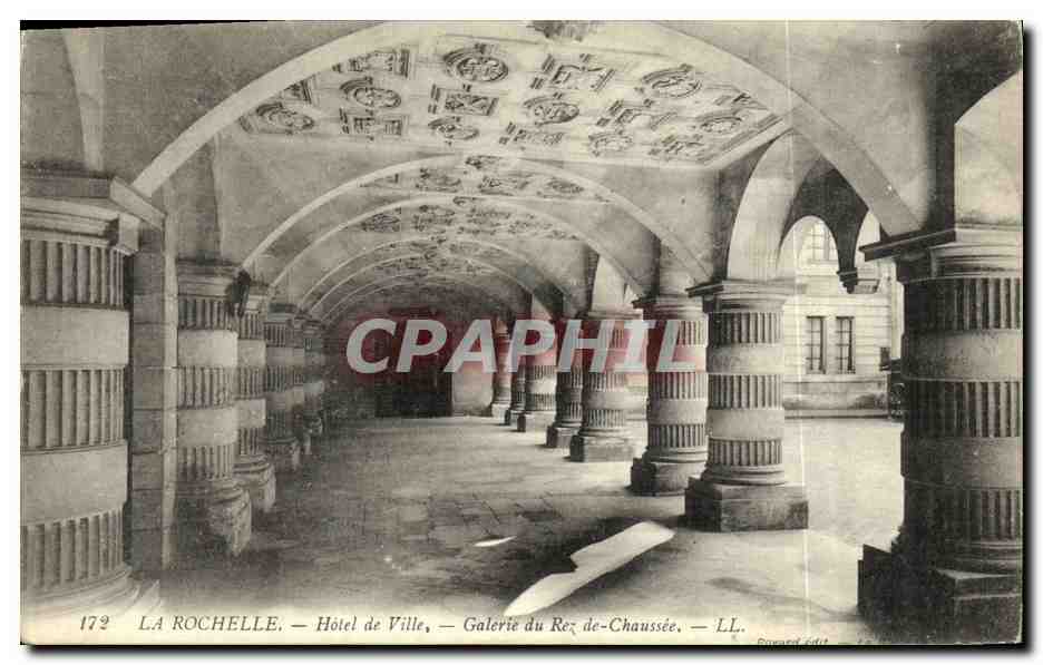 La Rochelle — Hôtel de Ville — Galerie du Rez-de-Chaussée — LL. — n° 172
