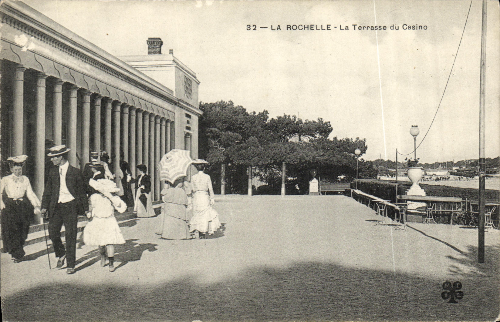 La Rochelle — La Terrasse du Casino — éditeur non identifié, n° 32