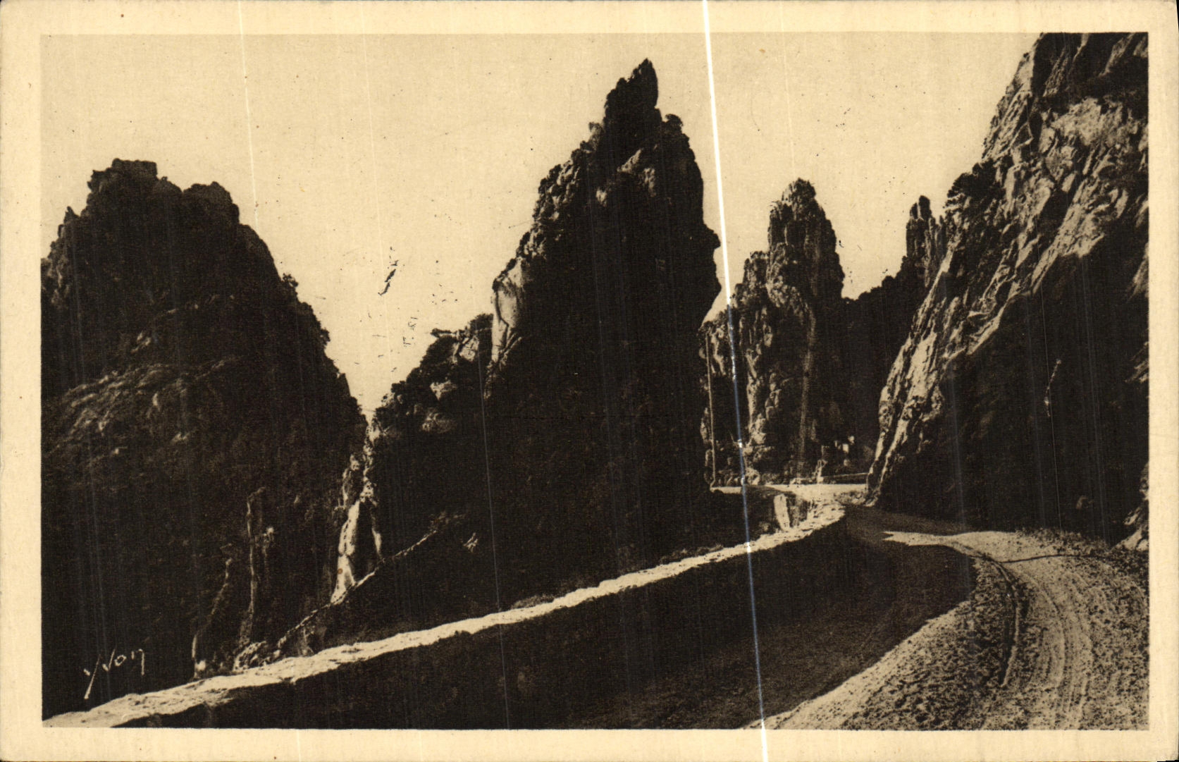 Les Grandes Aiguilles — Corse — Éditions d'Art YVOL, n°103