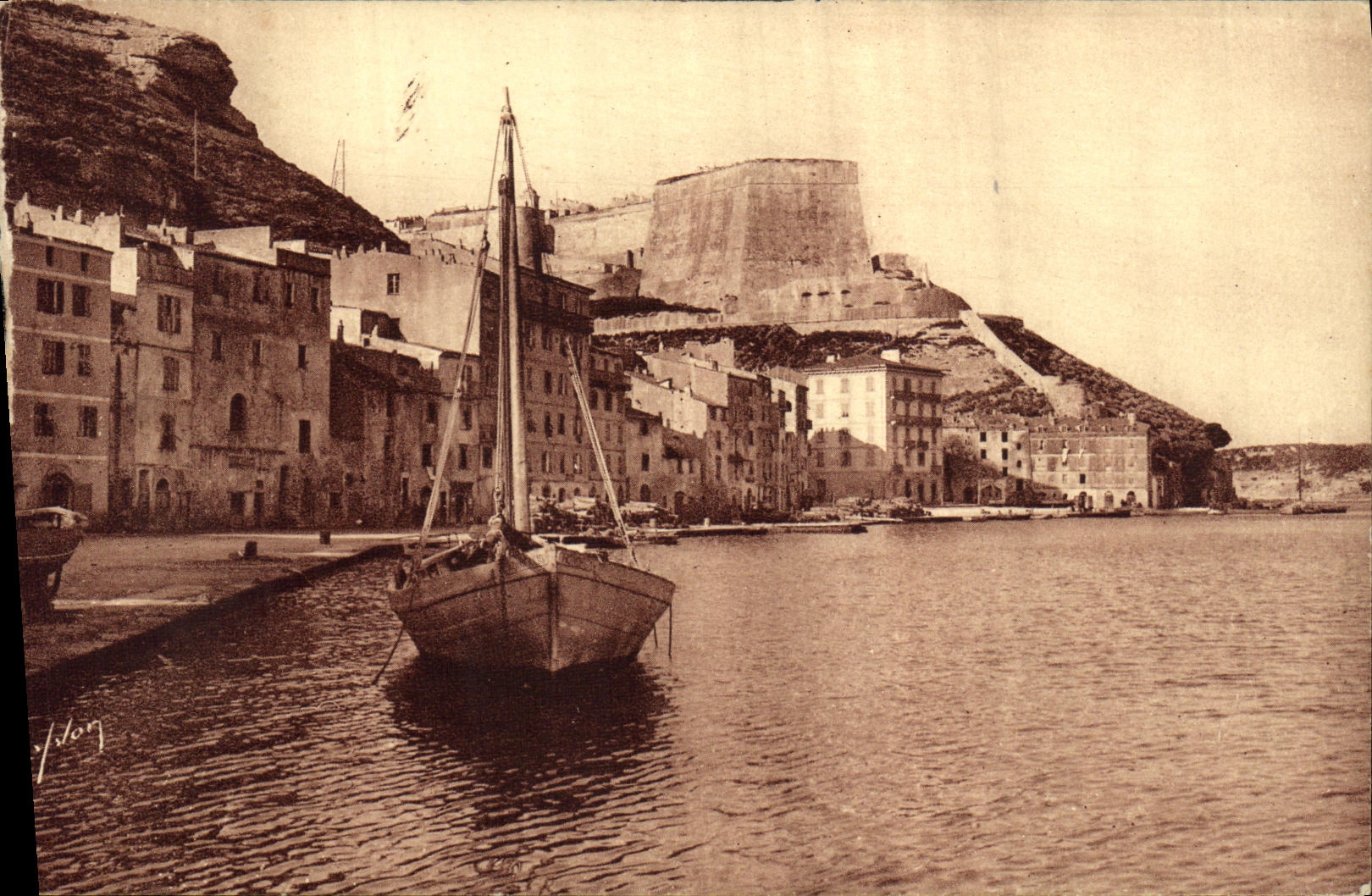 CPA La Corse Ile de Beaute Bonifacio La Marine et la Citadelle