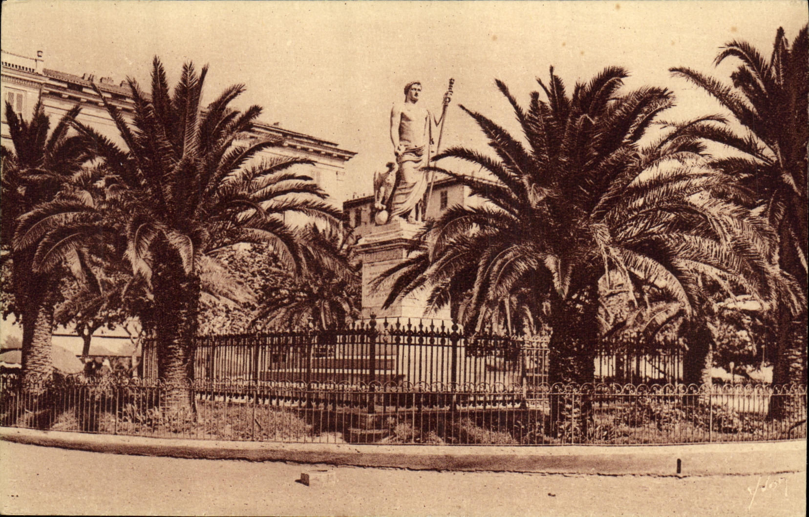 CPA La Corse Ile de Beaute Bastia Place St Nicolas Statue de Napoleon l er