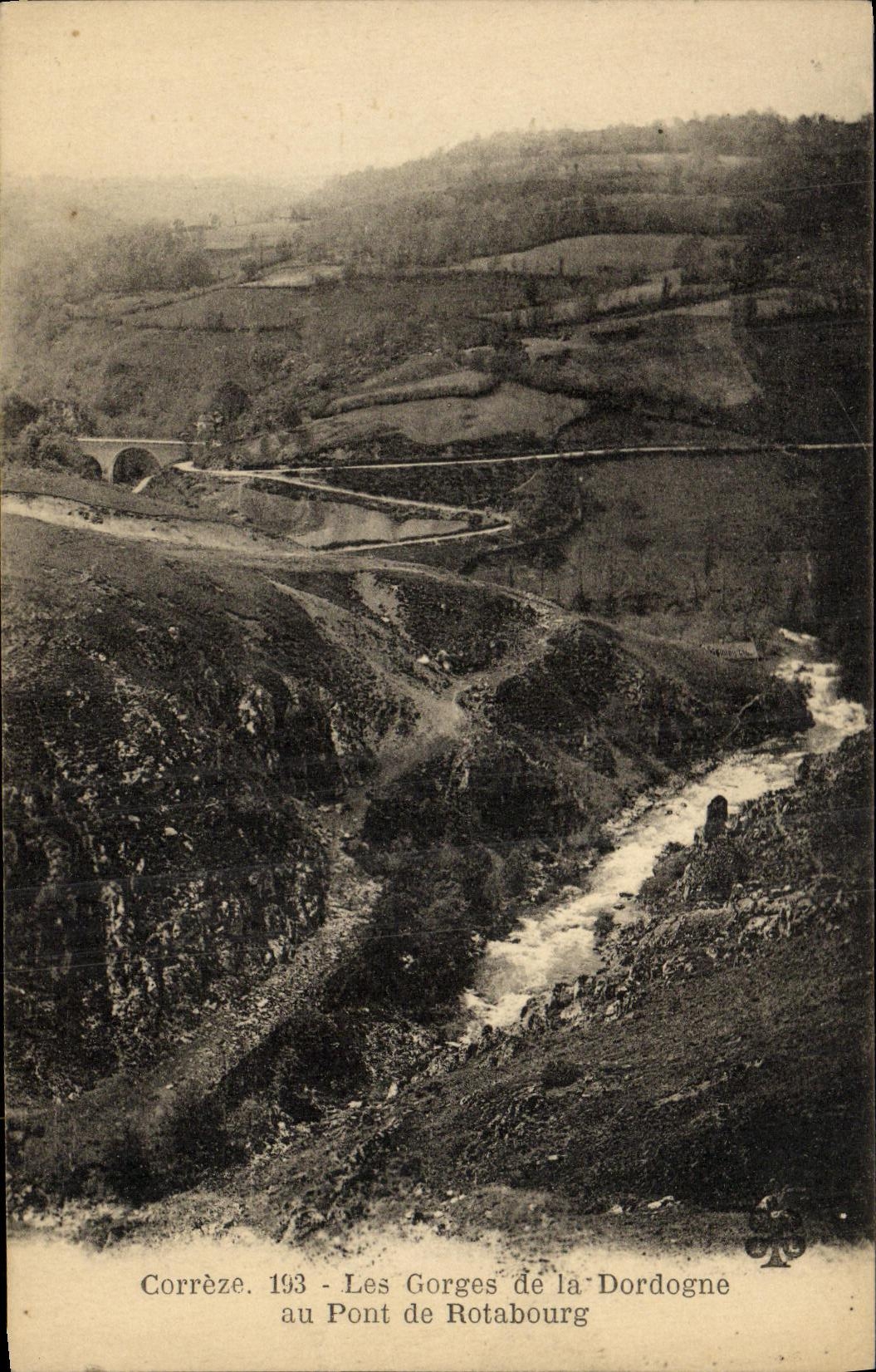 CPA Correze Les Gorges de la Dordogne au Pont de Rotabourg