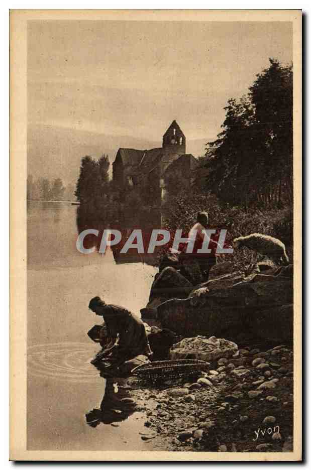 La Chapelle des Pénitents sur la Dordogne à Beaulieu — La Région du Limousin — Édition d'Art YVON, Neaullly-Paris