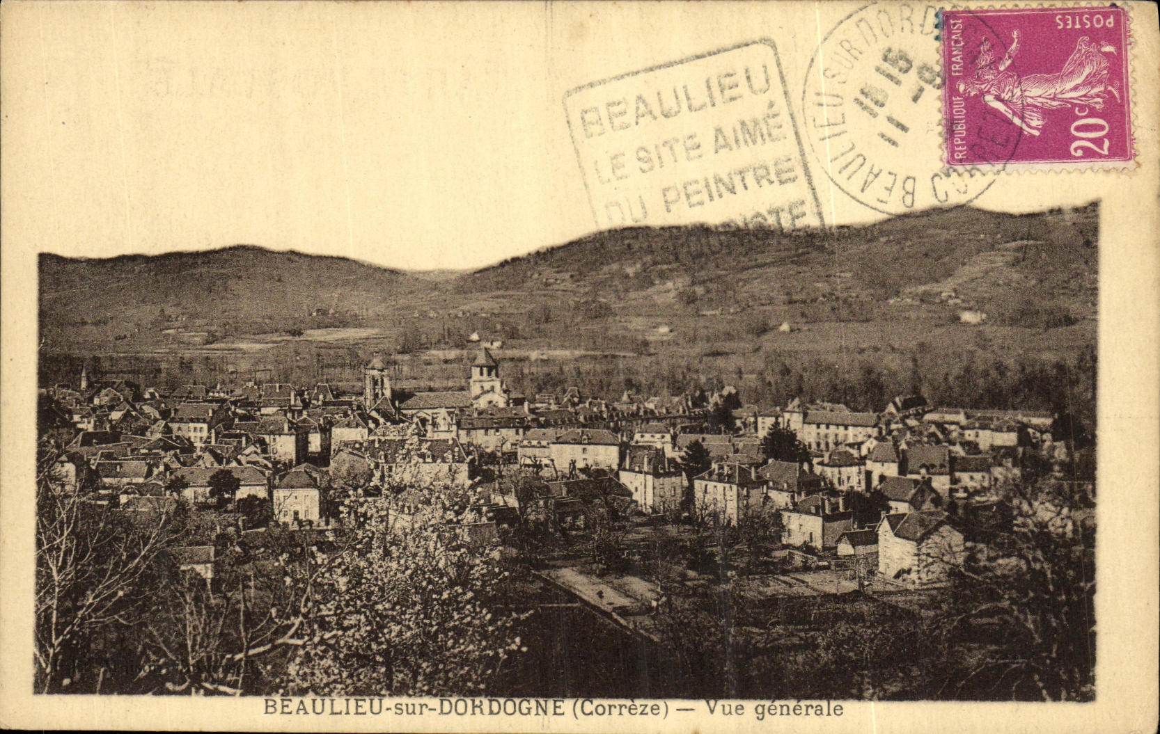 CPA Beaulieu sur Dohdogne Vue Generale