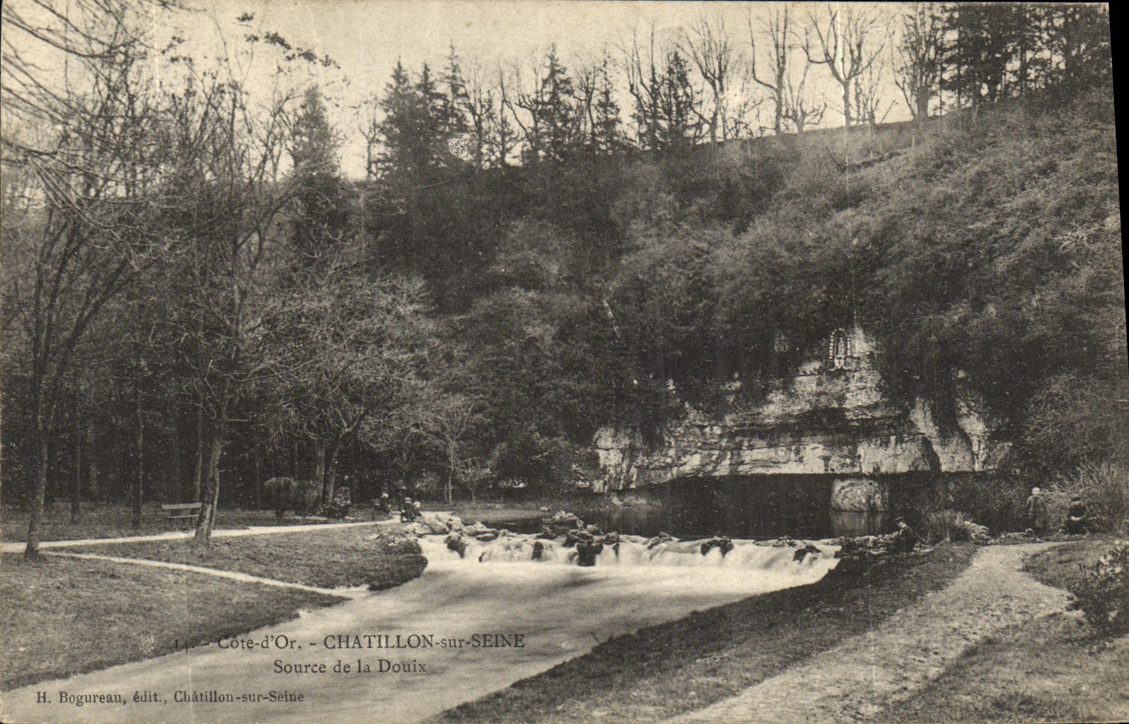 CPA Chatillon sur Seine Source de la Douix
