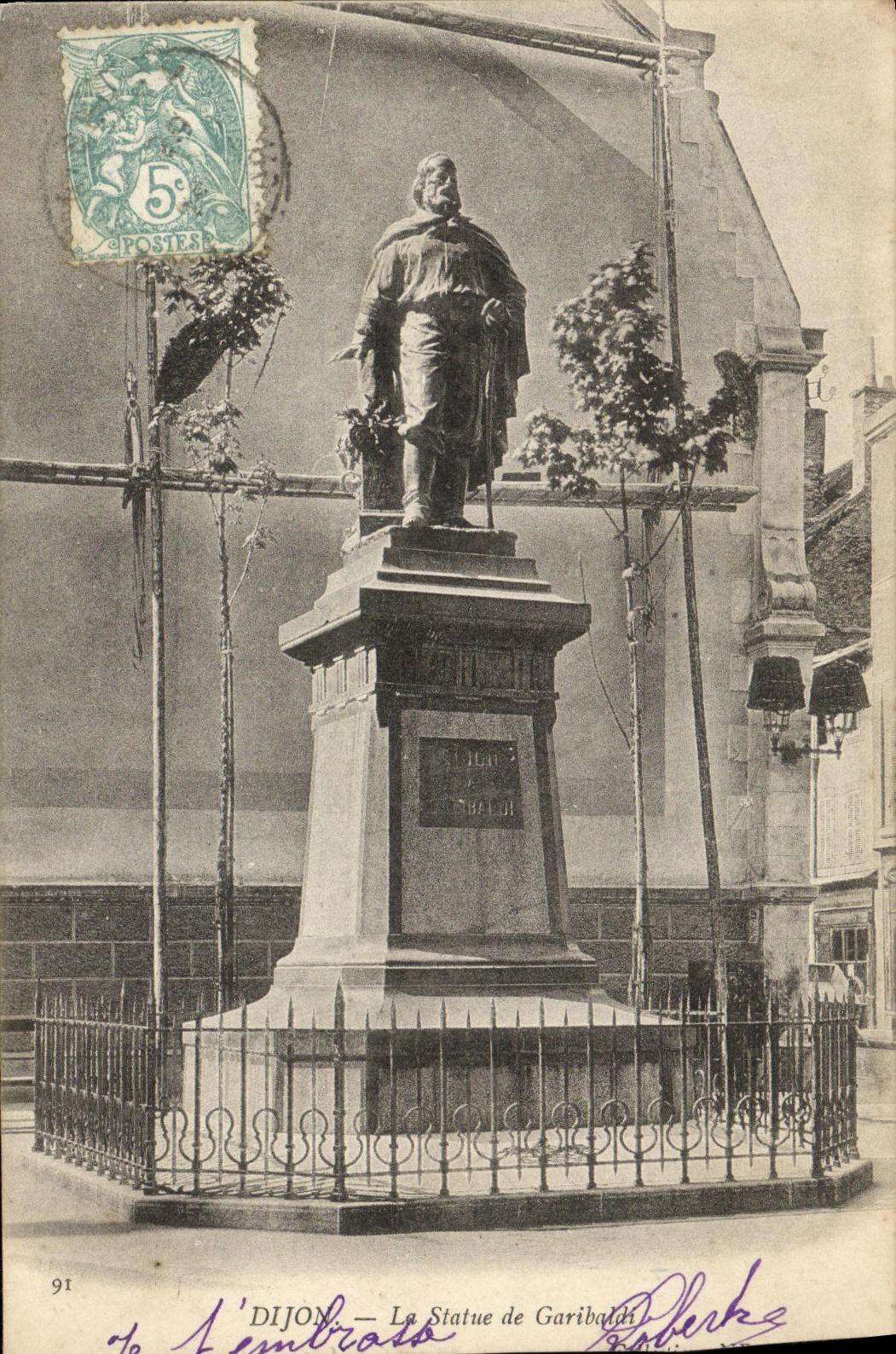 CPA Dijon La Statue de Garibaldi
