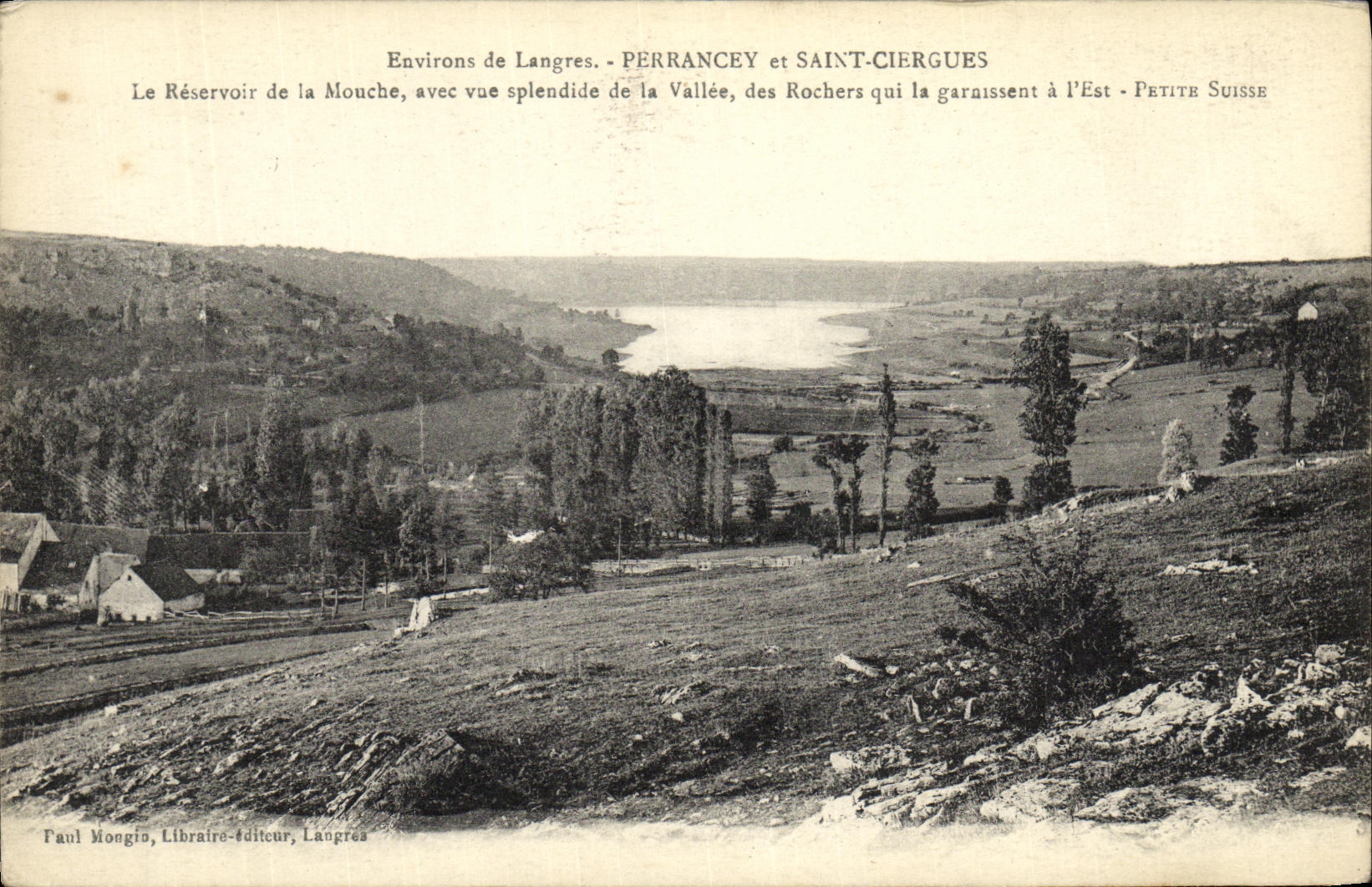 Environs de Langres - Perrancey et Saint-Ciergues — Le Réservoir de la Mouche, vue splendide de la Vallée, des Rochers à l'Est - Petite Suisse