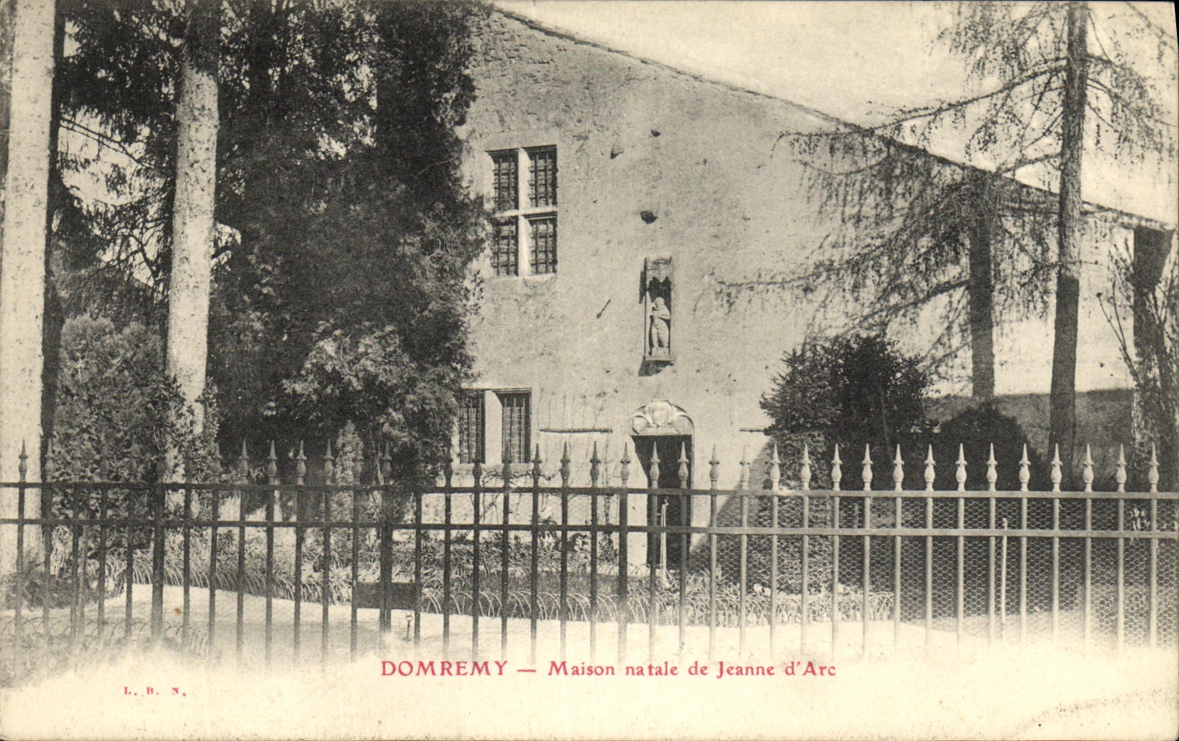 CPA Domremy Maison natale De Jeanne D Arc