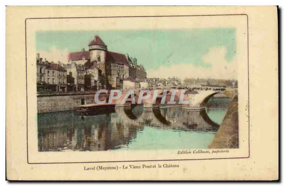 CPA Laval Le Vieux Pont et le Chateau