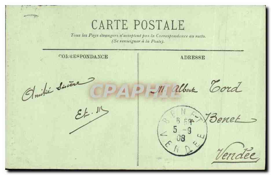 CPA Laval L Eglise Notre Dame d Avenieres Le cote du portail — Rückseite