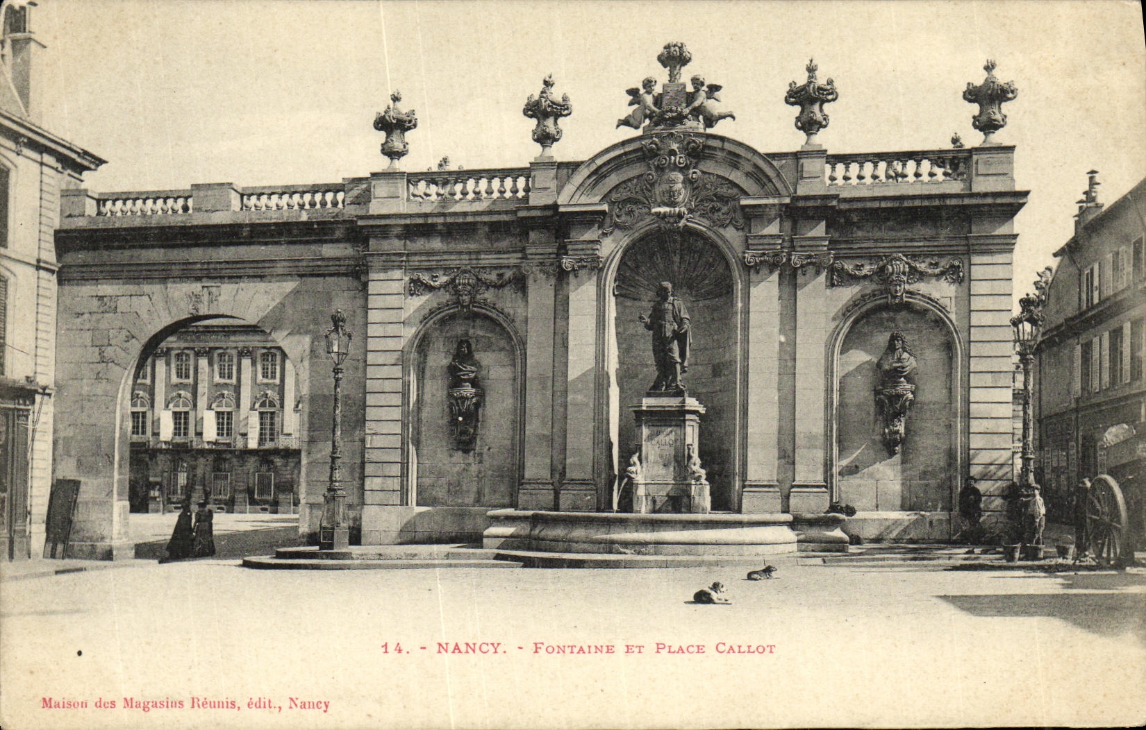 Nancy — Fontaine et Place Callot — Maison des Magasins Réunis, édit., Nancy