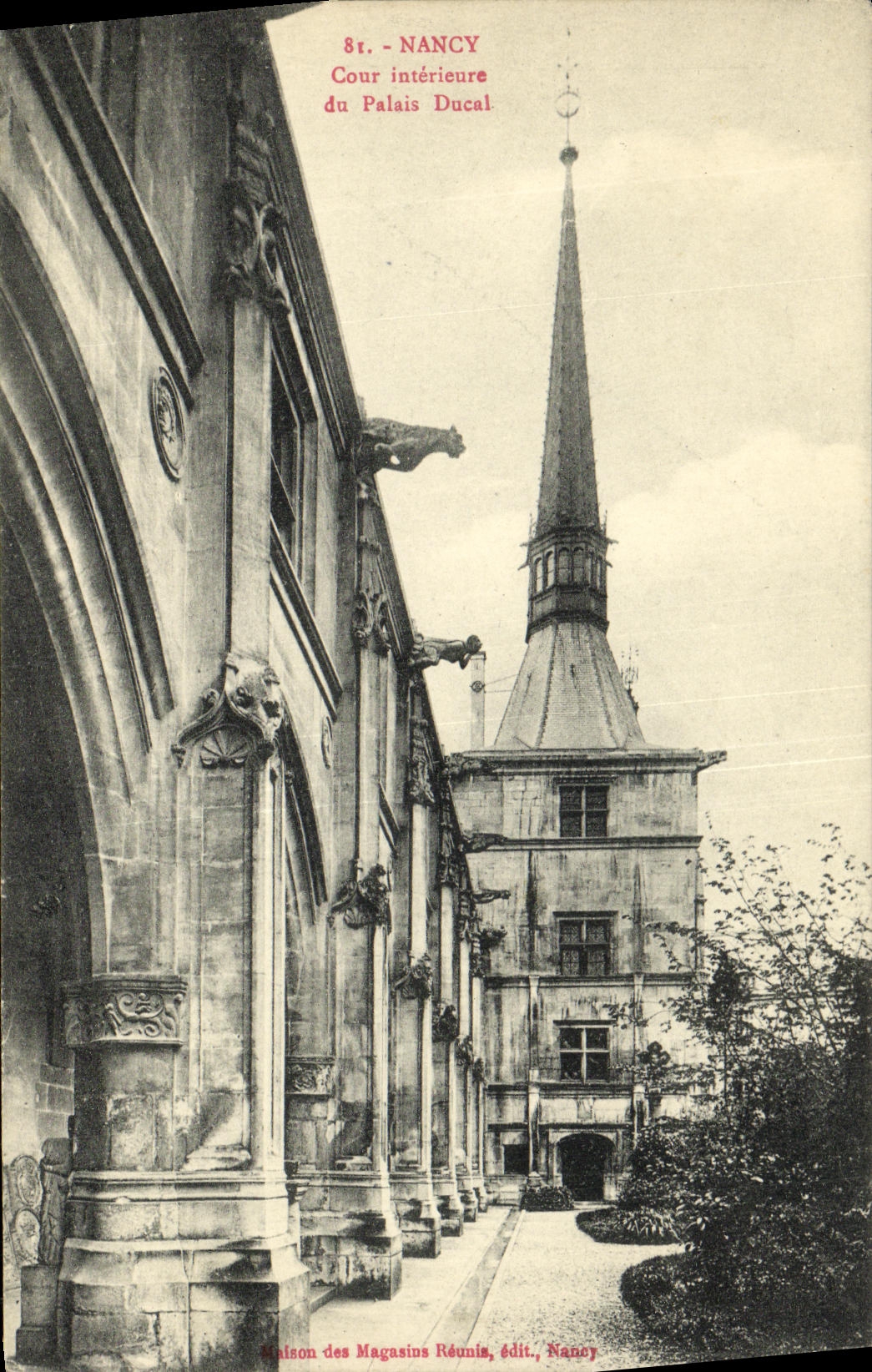 CPA Nancy Cour Interieure du Palais Ducal