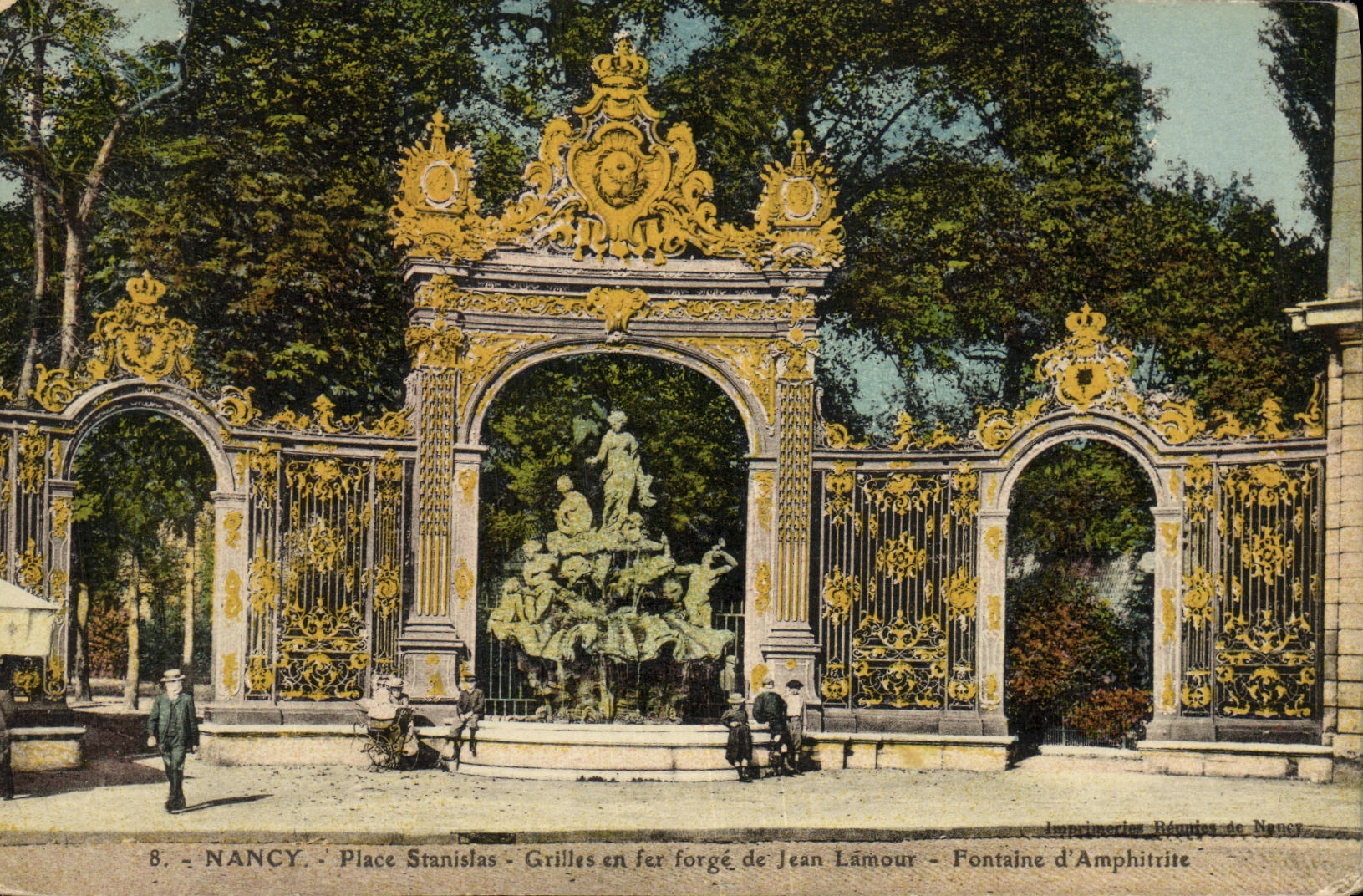 CPA Nancy Place Stanislas Grilles en Fer Forge de Jean Lamour Fontaine d Amphitrite