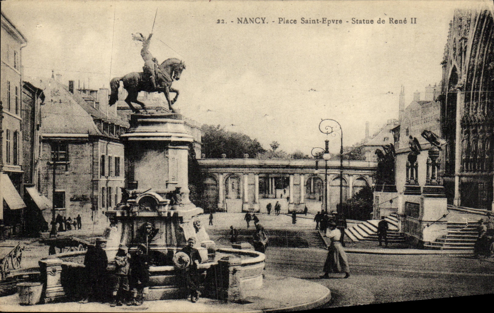 CPA Nancy La Place Saint Epvre de Rene II Enfants