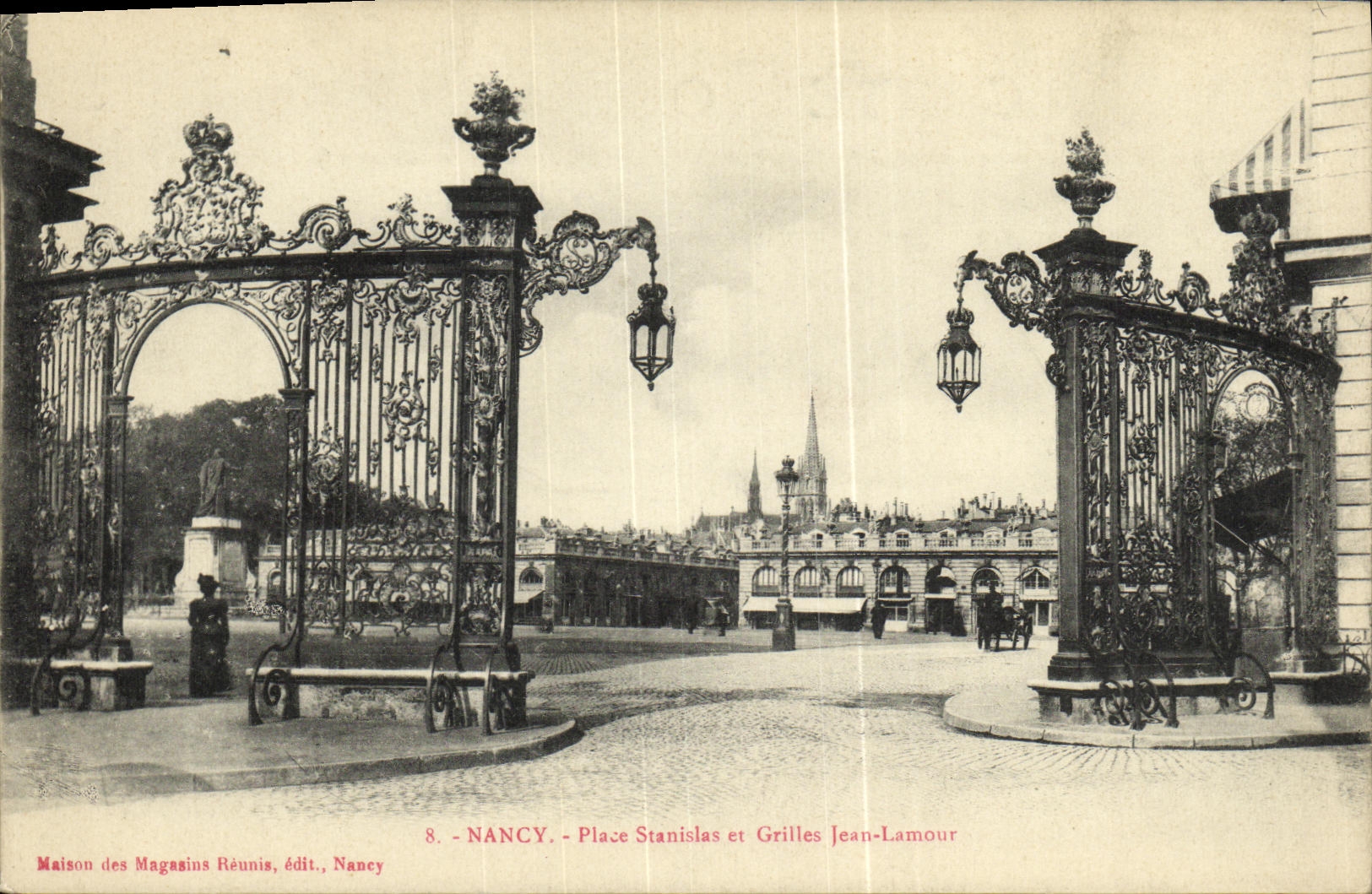CPA Nancy Place Stanislas et Grilles Jean Lrmour