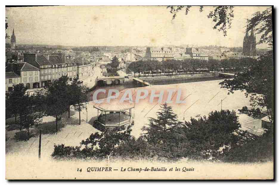 CPA Quimper Le champ de bataille et les quais