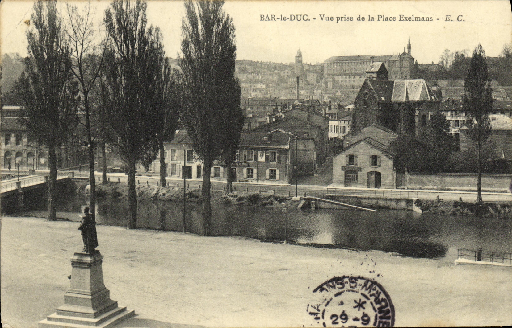 CPA Bar le Duc Vue prise de la Place Exelmans