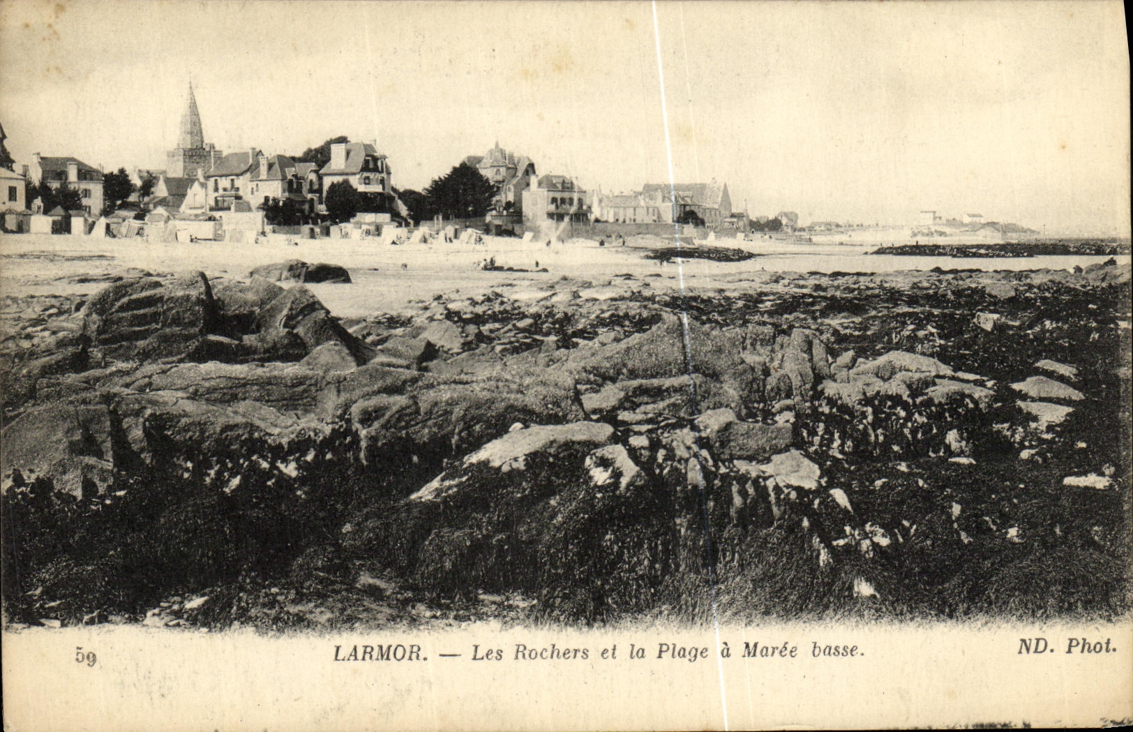 CPA Larmor Les Rochers et la Plage a Maree basse