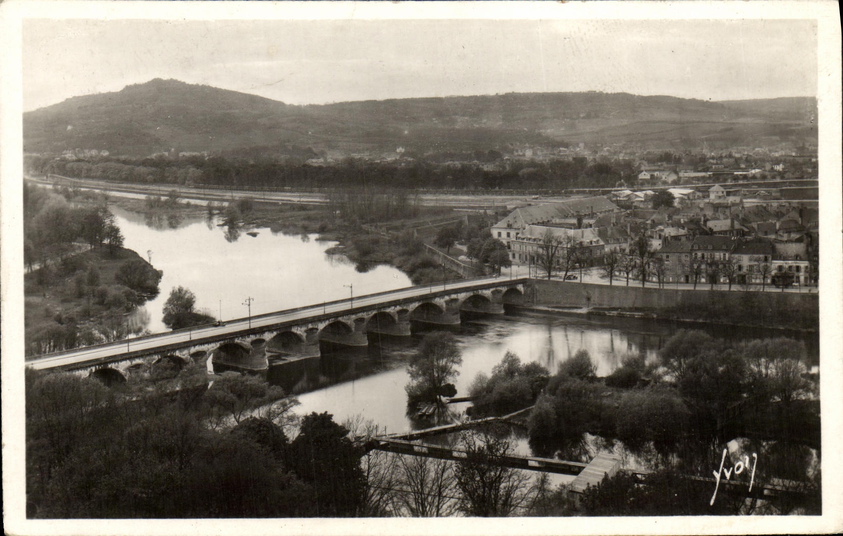 Metz (Moselle) — La Moselle, le Pont des Morts et le Mont Saint-Quentin — Éditions d'Art 'WWCW', Paris