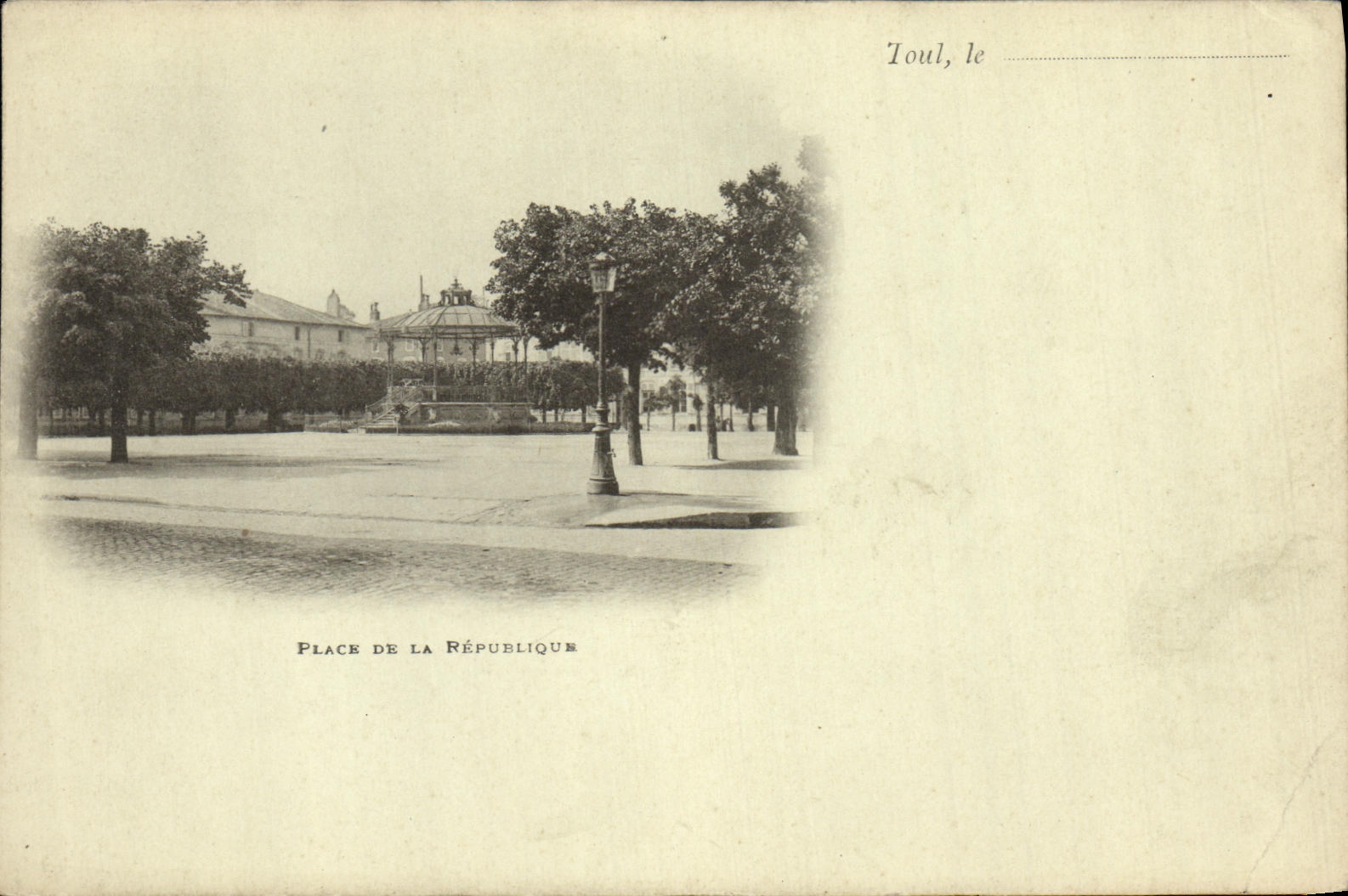 Place de la République — Toul — éditeur inconnu, n° de série (54)