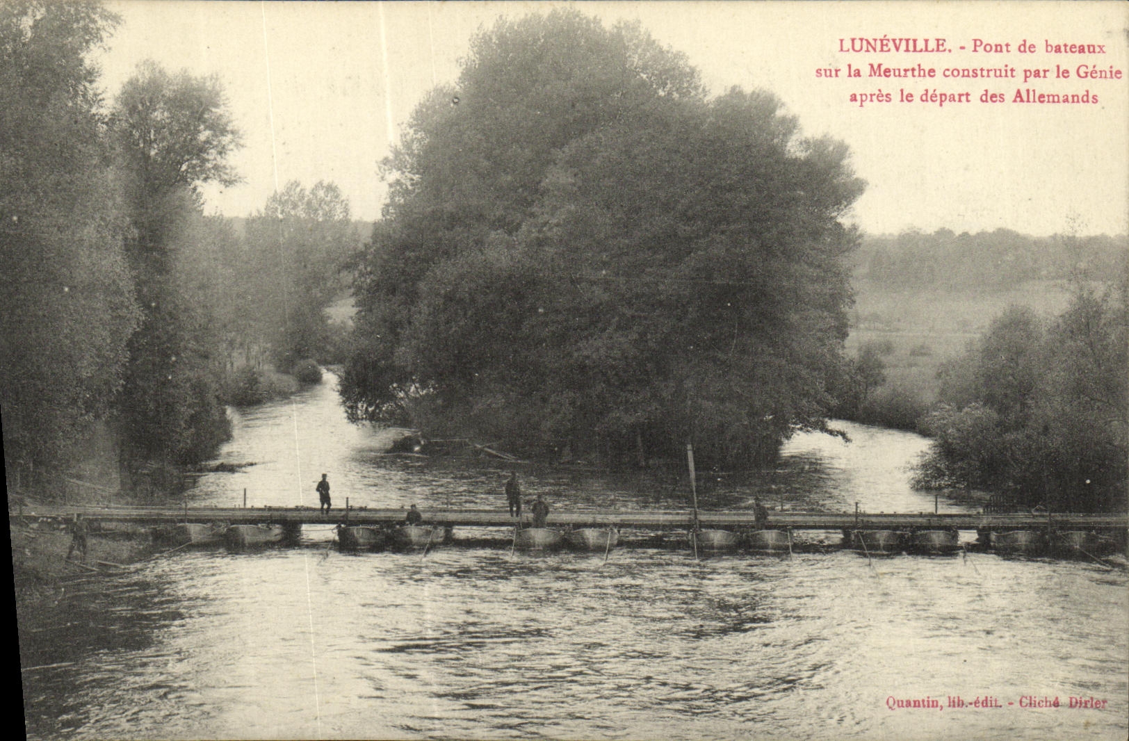 Lunéville - Pont de bateaux sur la Meurthe construit par le Génie après le départ des Allemands